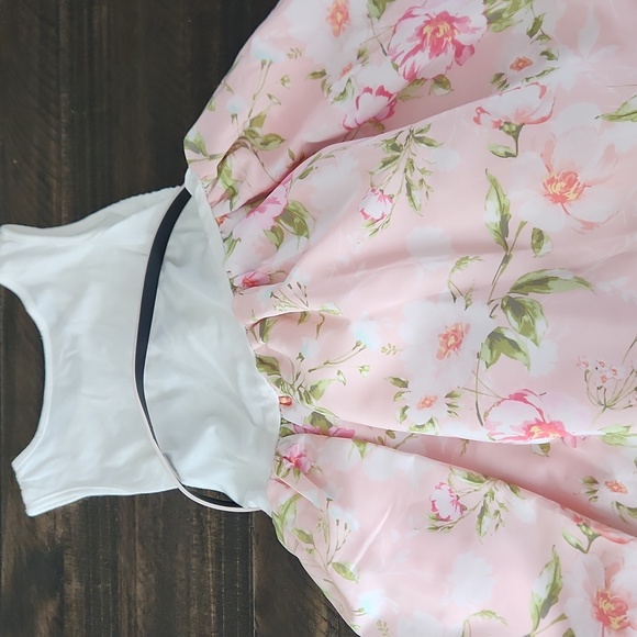 Spring Dress - Picture 5 of 6